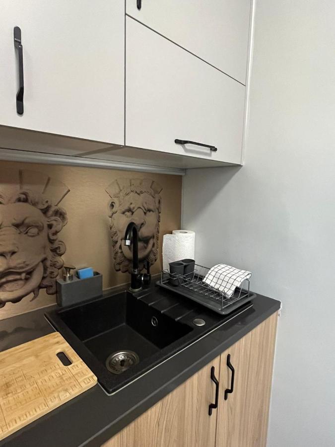Stare Apartament *